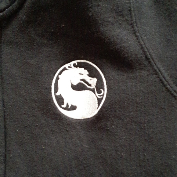 Precious cargo zippered hoodie size 4T - Picture 2 of 5